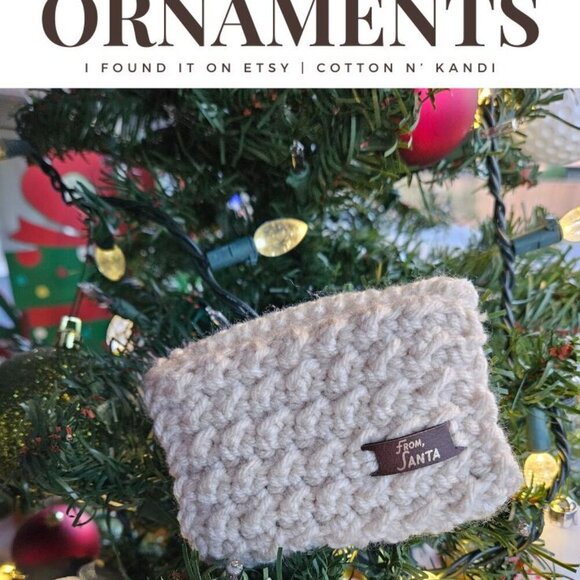 Lot of 8 Crochet Gift Card Ornaments- From Santa - Picture 6 of 15